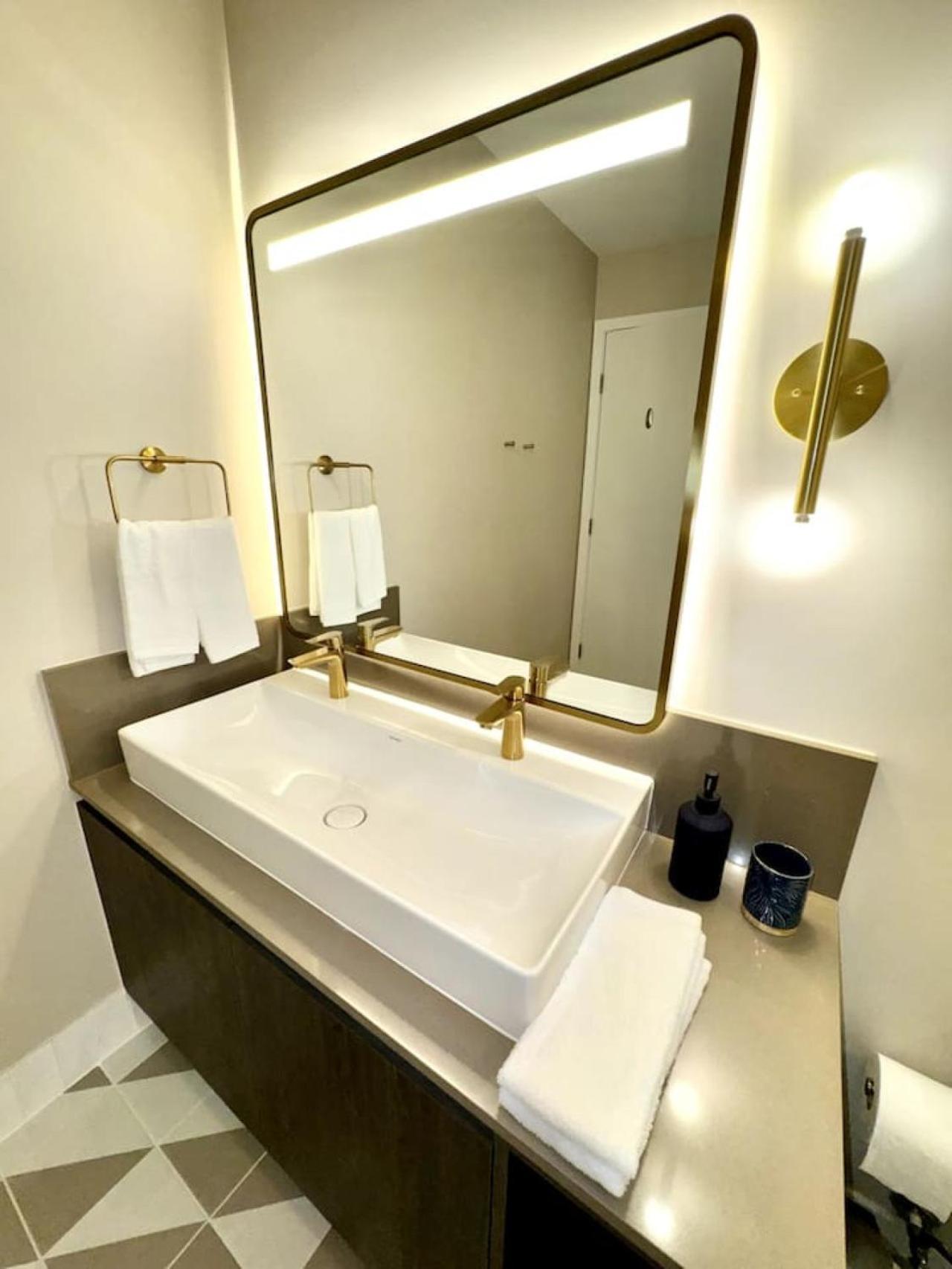 Apartment 49th Floor Ph Collection View Miami