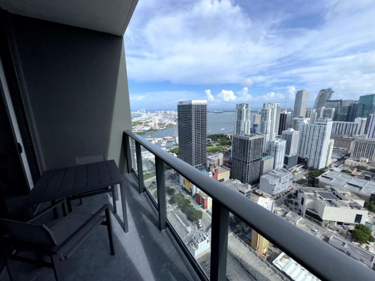 49th Floor Ph Collection View *