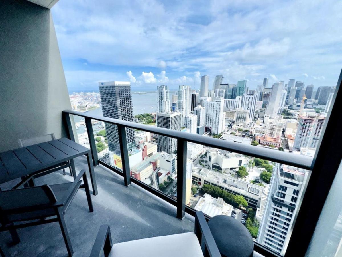 Apartment 49th Floor Ph Collection View Miami